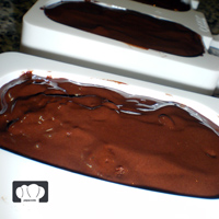 helado de chocolate negro con aceite de oliva y pimienta